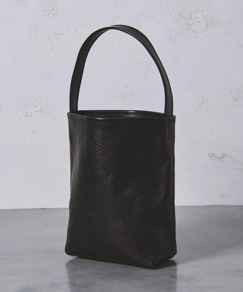 TEMBEA（テンベア）の「＜TEMBEA（テンベア）＞ レザー シングル