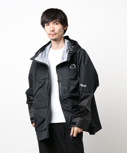 CMF OUTDOOR GARMENT（シーエムエフアウトドアガーメント）の「COMFY