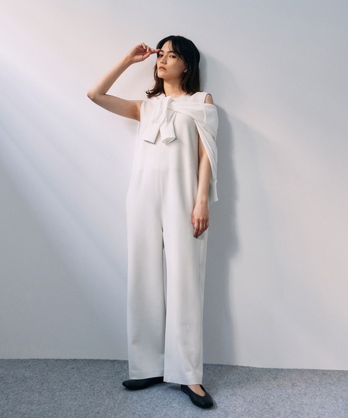 STUNNING LURE（スタニングルアー）の「バックVオールインワン（つなぎ