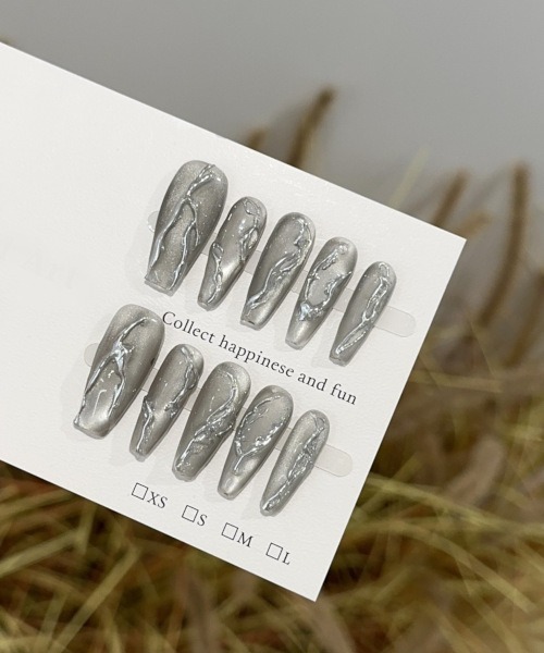 Y2Kシルバーニュアンスうるちゅるネイルチップ ロング バレリーナ