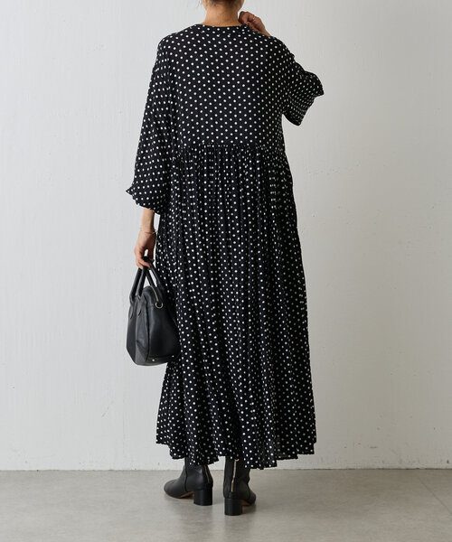 BEARDSLEY（ビアズリー）の「《3サイズ展開》ドットギャザーワンピース