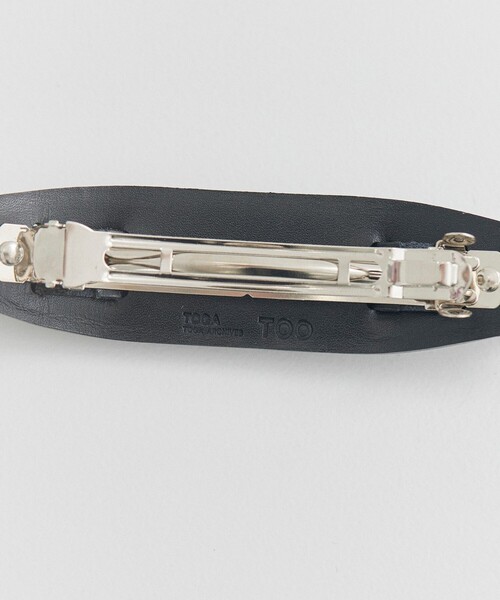 TOGA（トーガ）の「【TOGA TOO/トーガトゥ】Metal leather barrette