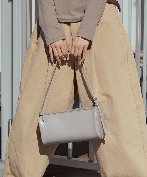 YAHKI/ヤーキ SOFT W FACE ミニマル レザーショルダーバッグ 2026年春