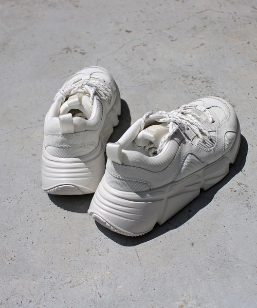 UGG（アグ）の「【UGG】アグ CALLE LACE カレレース 厚底 スニーカー