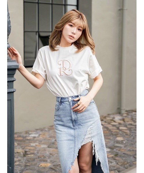 Darich（ダーリッチ）の「Hello DarichコンパクトロングTシャツ（T