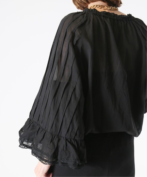 Deuxieme Classe（ドゥーズィエムクラス）の「*Feminine ブラウス