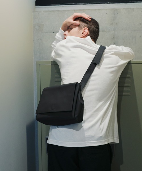 F/CE. （エフシーイー）の「F/CE. TECH LEATHER SHOULDER BAG