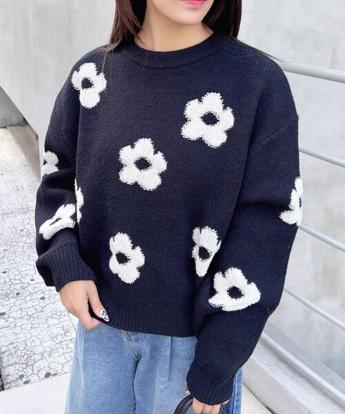 慈雨】黒に青の花模様の圧縮ニット 慈雨】黒に青の花模様の圧縮ニット