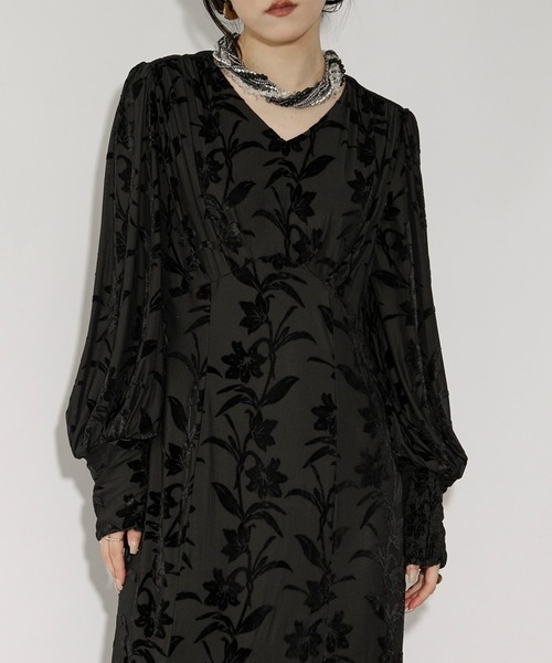 Ezick（エジック）の「opal velours dress フラワーベロアドレス