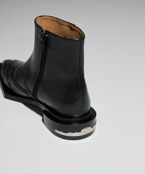 TOGA PULLA(トーガプルラ)】ウエススタンショートブーツ TP12-AJ1124