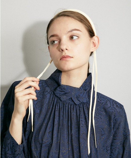 FUMIE TANAKA（フミエタナカ）の「レザーフリンジヘッドバンド F21A-50