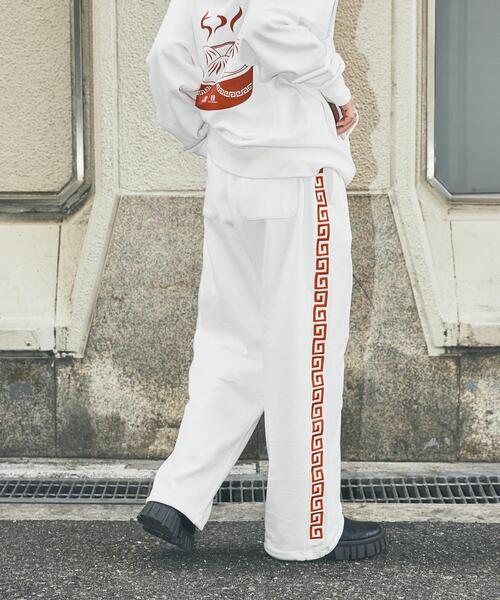 URBAN RESEARCH（アーバンリサーチ）の「551蓬莱×UR SWEAT PANTS