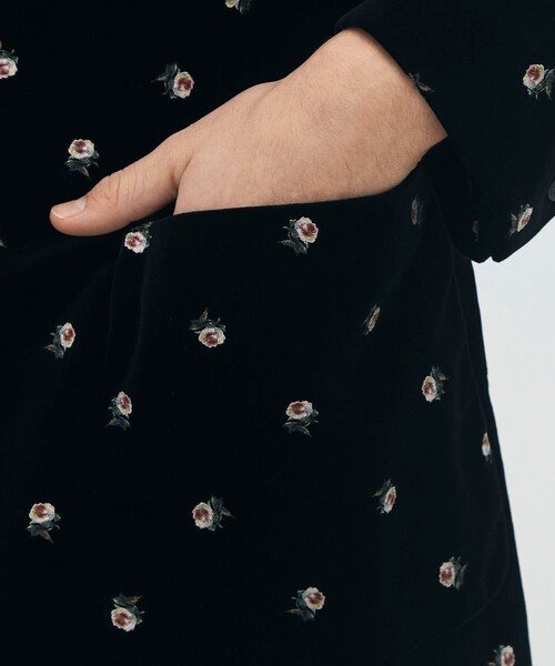 CABaN ベロアローズプリント テーラードジャケット（テーラード