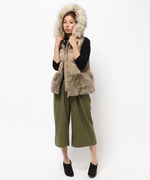 GRACE CONTINENTAL（グレースコンチネンタル）の「ヘムファーダウン