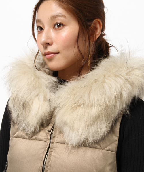 GRACE CONTINENTAL（グレースコンチネンタル）の「ヘムファーダウン