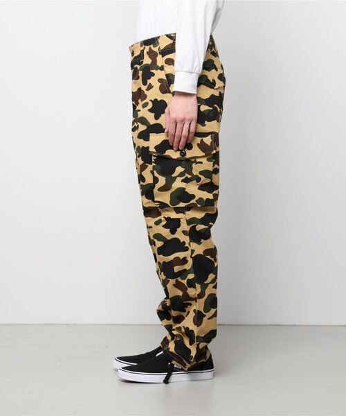 A BATHING APE（アベイシングエイプ）の「1ST CAMO WIDE FIT 6 POCKET