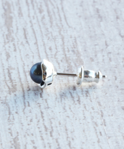 e.m. シルバー パール ピアス(片耳用) シルバースタッズパールピアスM