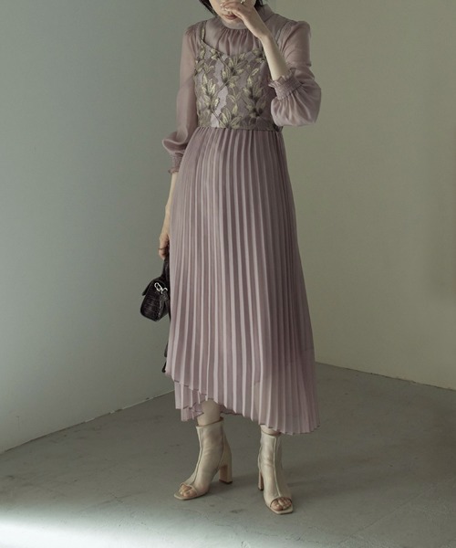 etoll.（エトル）の「レースビスチェ×ボトルネックプリーツ結婚式