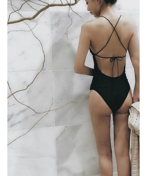 ETRE TOKYO（エトレトウキョウ）の「サンセットベニススウィムウェア