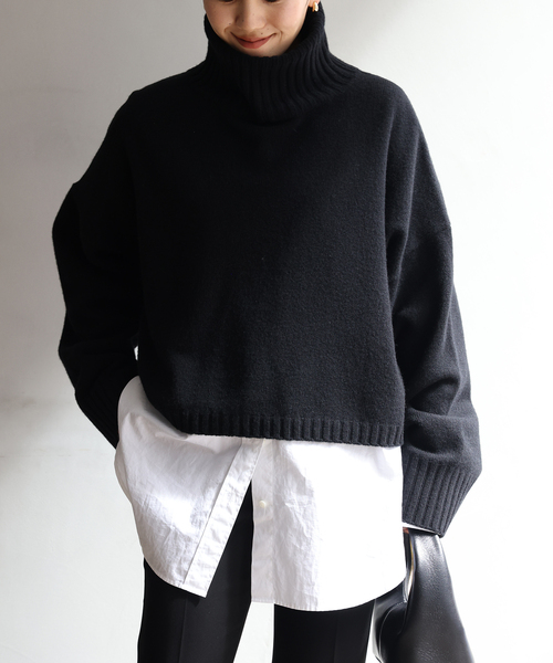 Deuxieme Classe（ドゥーズィエムクラス）の「*Cropped タートルネック