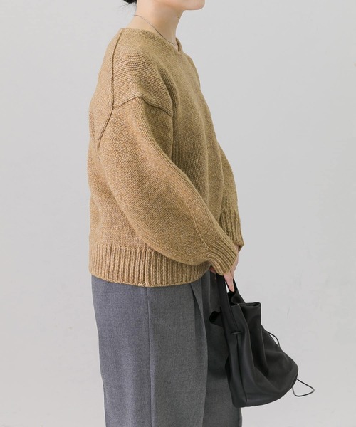 かぐれ（カグレ）の「カーブスリーブVネックニット（ニット/セーター