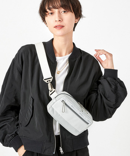LeSportsac（レスポートサック）の「ESSENTIAL RECT XBODY ブランC