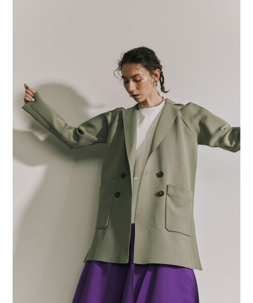 UN3D.（アンスリード）の「スクエアショルダーニットジャケット