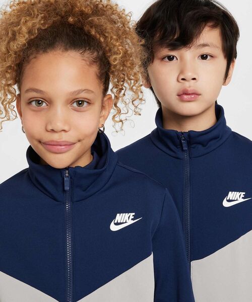 セール】ナイキ スポーツウェア ジュニアトラックスーツ / Nike