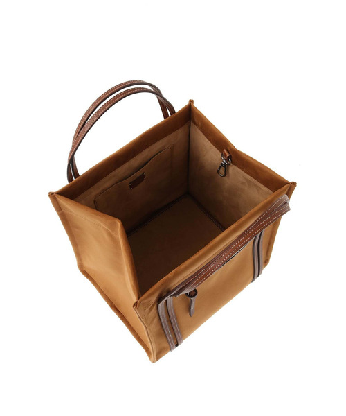 A VACATION（アヴァケーション）の「＜A VACATION (ア ヴァケーション