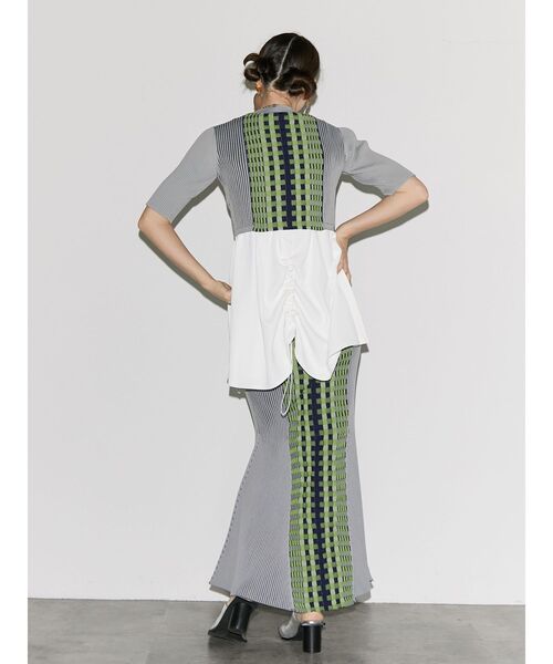 UN3D.（アンスリード）の「BLOCK PATTERN KT SK / ブロックパターン