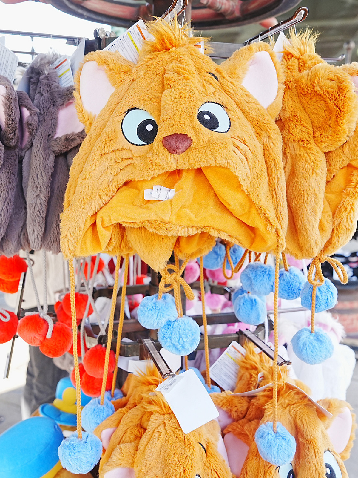 y*i様 y*i様 ディズニー トゥルーズ ファンキャップ ぬいぐるみ