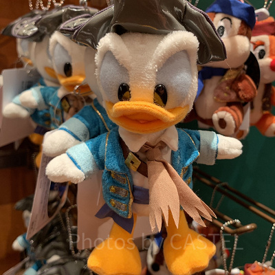 ドナルドぬいぐるみバッジ| キャステル | CASTEL ディズニー情報