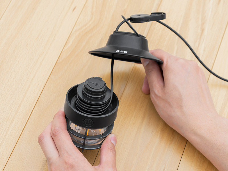 DODから連結できる吊り下げ式LEDランタン「ミスタードングリ」登場