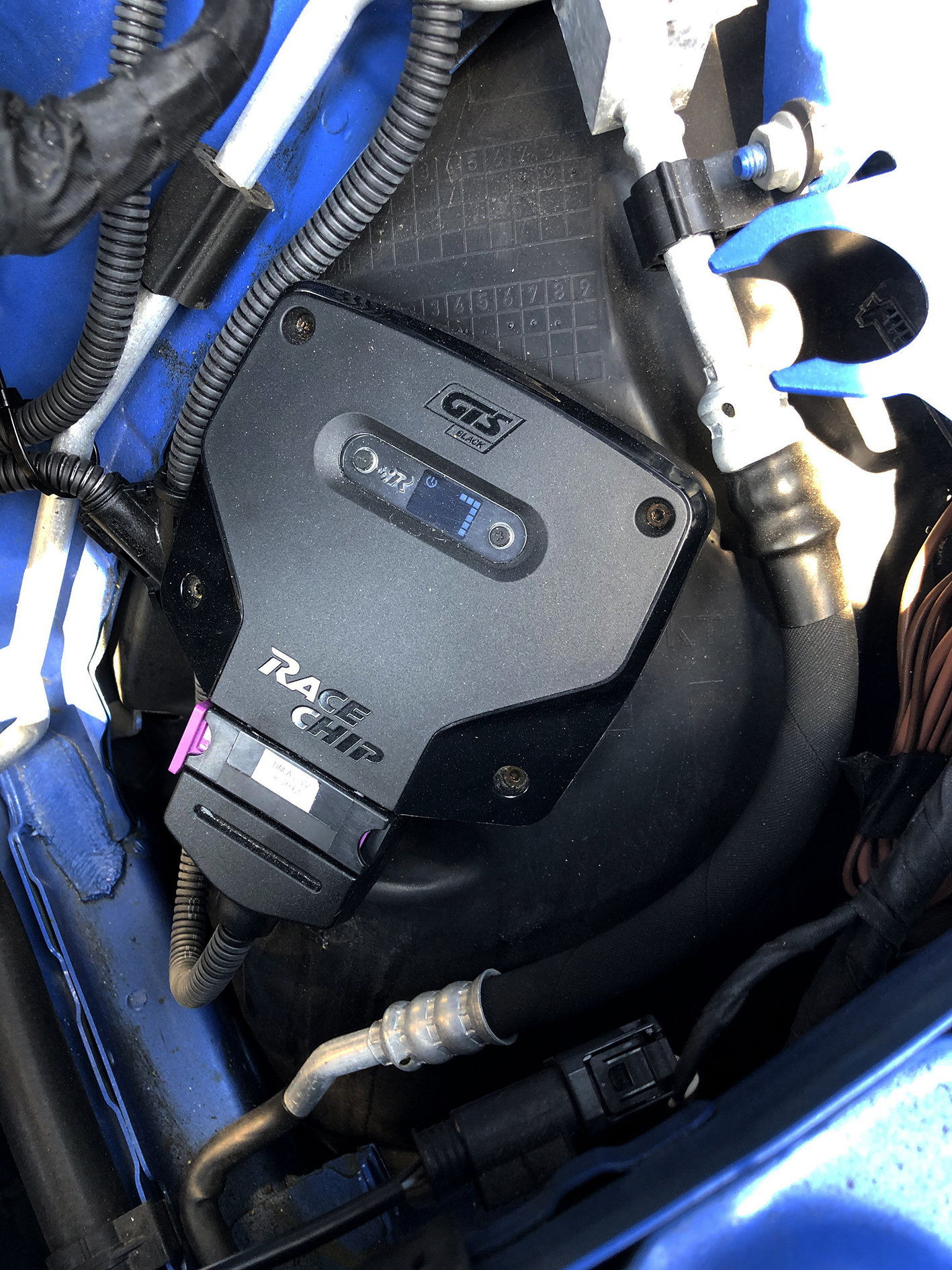 サブコン レースチップGTS Black インプレ: 自動車情報局