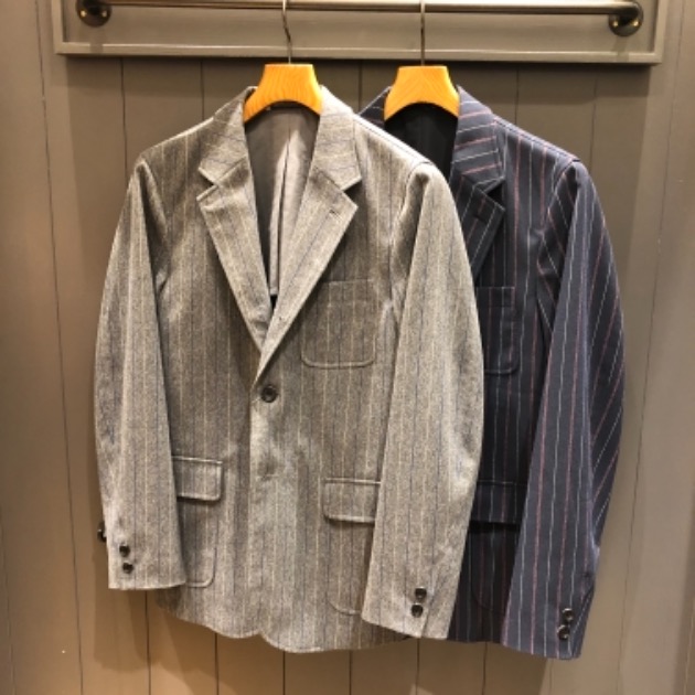 幅広いスタイルが楽しめるトラベルジャケット&トラウザーズ