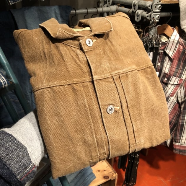 ノンパレイルブラウス、ブラウンダックの未来。｜ビームス プラス 原宿