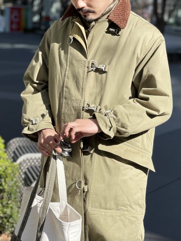 マチガイナイ、冬のコートと 春に向けたコートをご紹介いたします