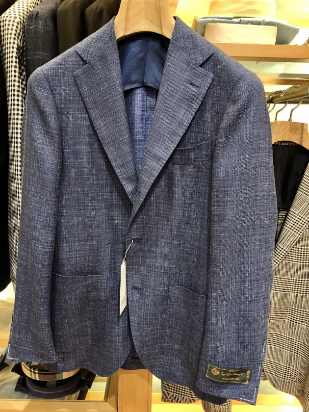 Brillia per il gusto」洒落たブルーのジャケットはこちら。｜Brilla