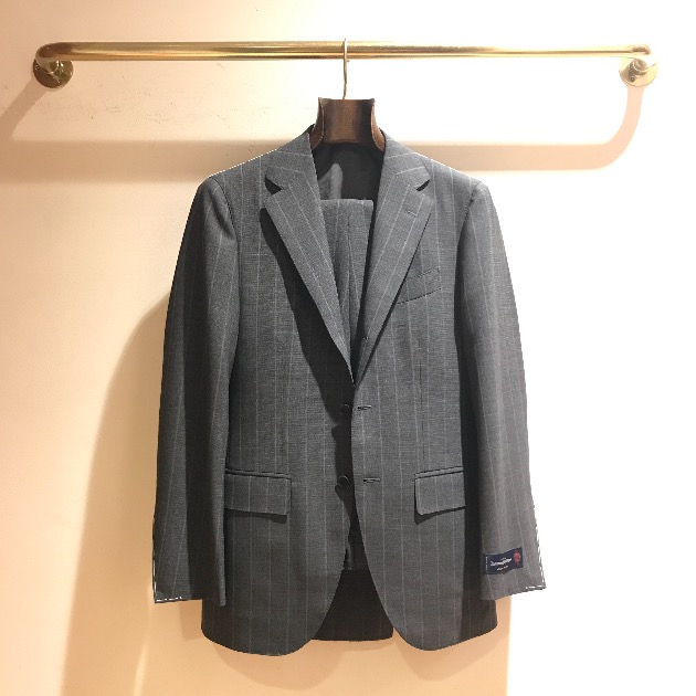 チョークストライプスーツ｜ビームスF／インターナショナルギャラリー