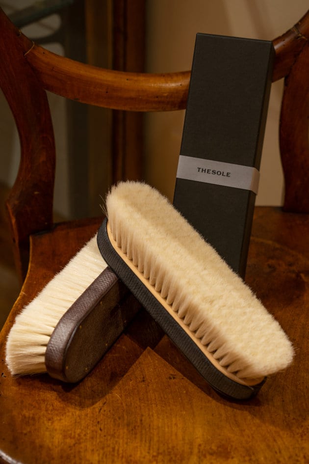 洋服を長く愛するためのブラシ＜THE SOLE＞｜ビームスF