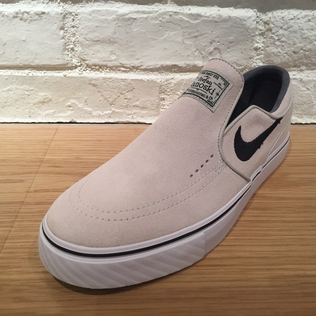 NIKE SB ステファン・ジャノスキー スリッポン。｜B:MING by BEAMS