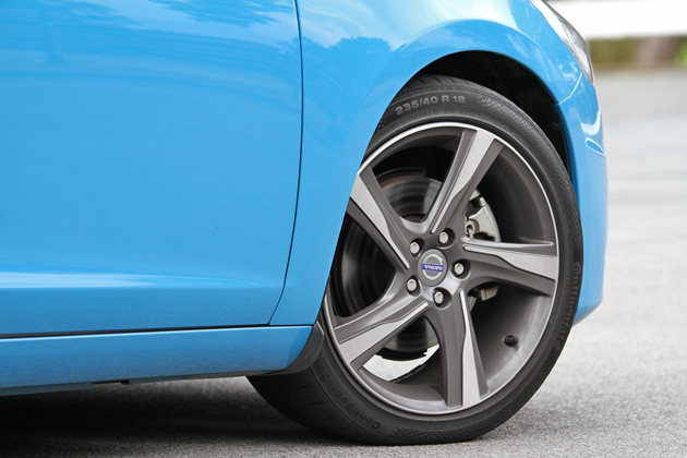 ボルボ V60 T4 R-DESIGN「ポールスター・パフォーマンス・パッケージ