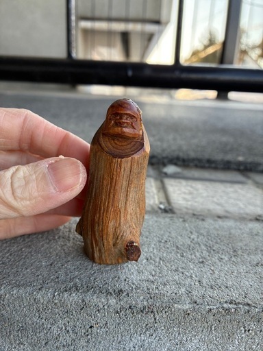 達磨大師 赤松 木彫 一刀彫 古美術 置物 だるま 立達磨 (IMO。) 江別の