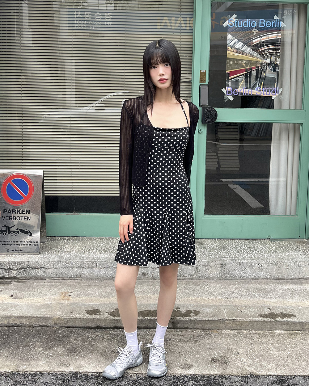 ドットホルターネックストラップワンピース | ファッション通販サイト NUGU