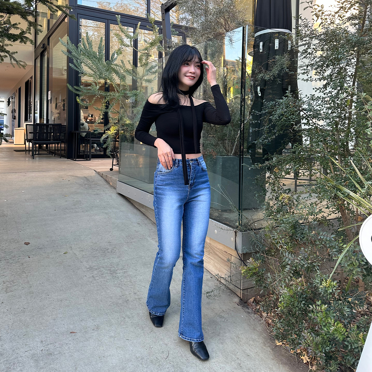 ブルーブーツカットデニムパンツ | ファッション通販サイト NUGU