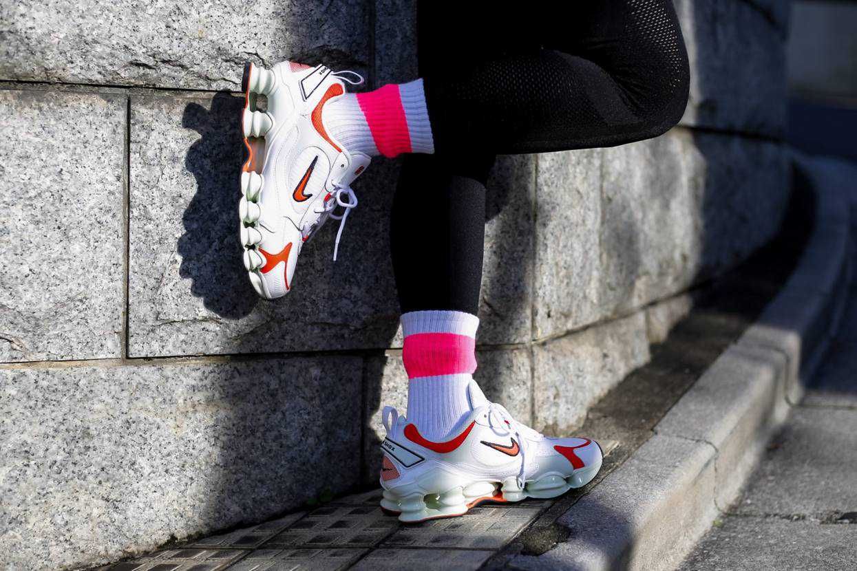 ナイキ ウィメンズ ショックス TL ノヴァ 