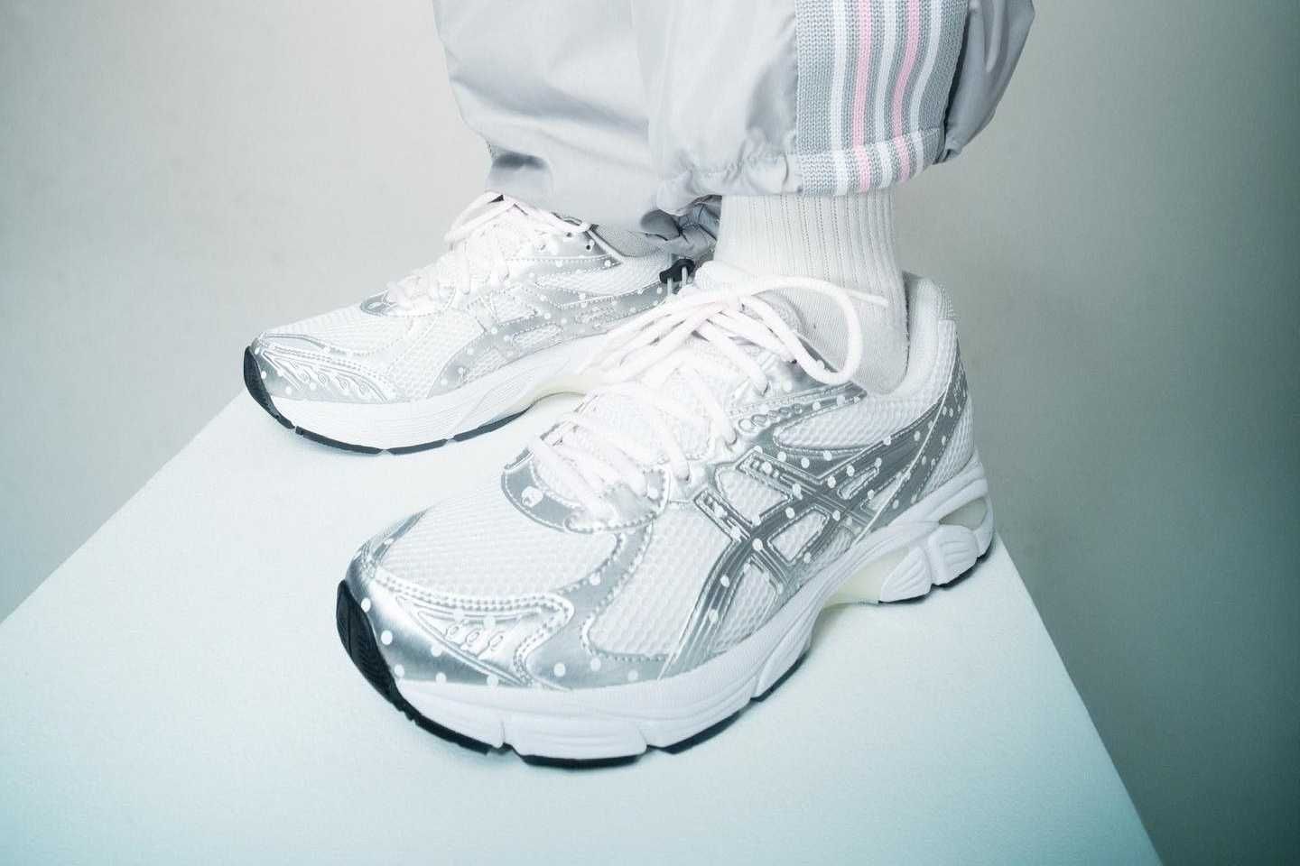2/2発売｜Papergirl × BEAMS × Asics GT-2160 