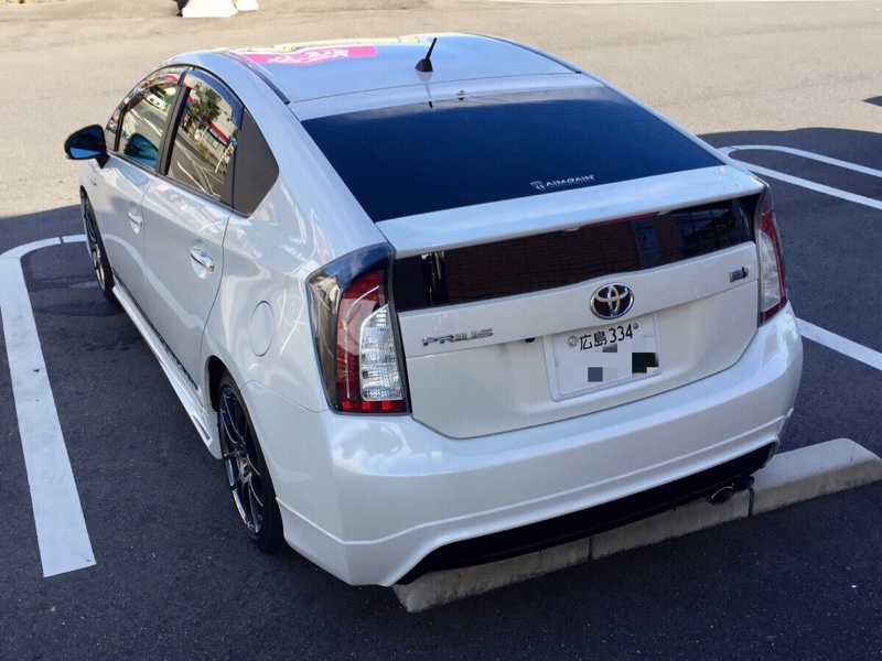 トヨタ(純正) 070同色リアスポイラー のパーツレビュー | プリウス