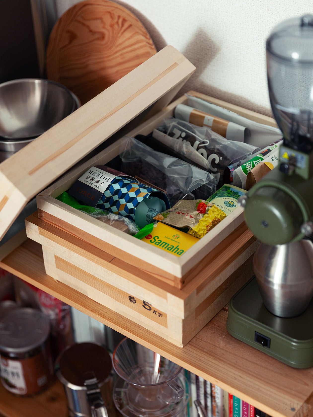 茶箱｜湿気や虫から守ってくれる木箱｜SCOPE