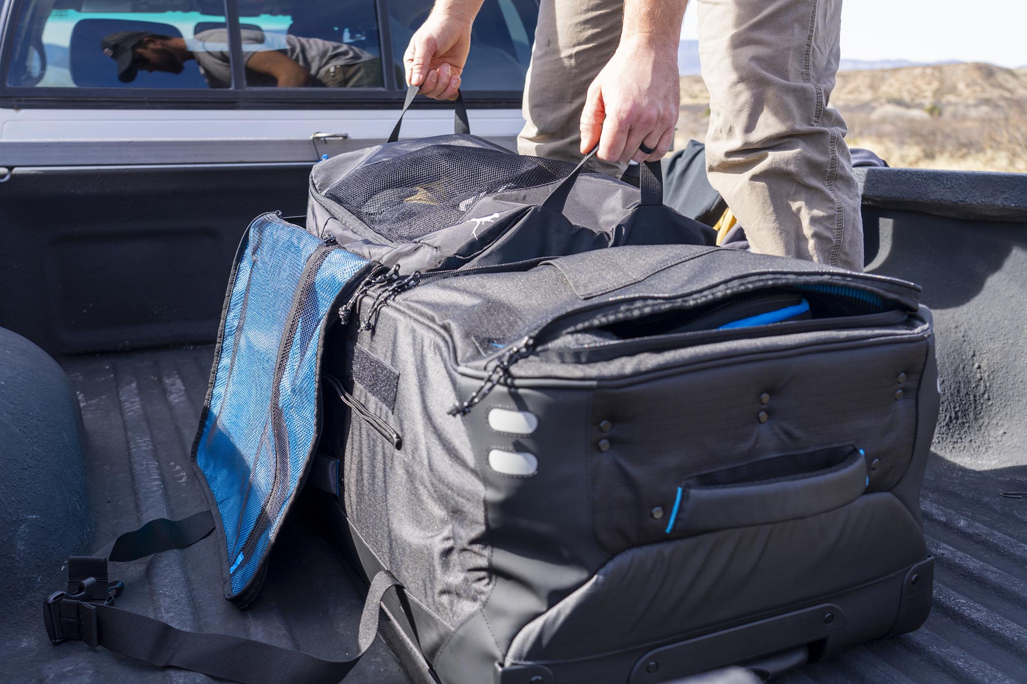 TESTED: MOSKO MOTO MULE ADVENTURE ROLLER BAG - Upshift Online Inc.